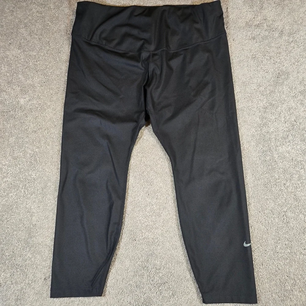 Nike One Women's Mid-Rise 7/8 Black Leggings